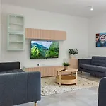 Lpl Luxury زادار