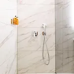 Lpl Luxury شقة *