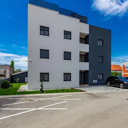 Lpl Luxury Lejlighed