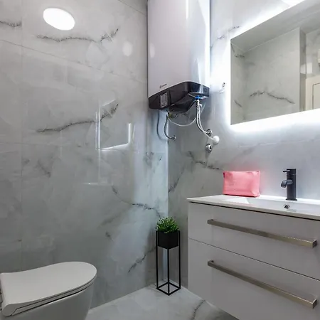 Lpl Luxury * זאדאר