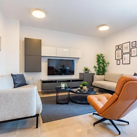 Lpl Luxury * זאדאר