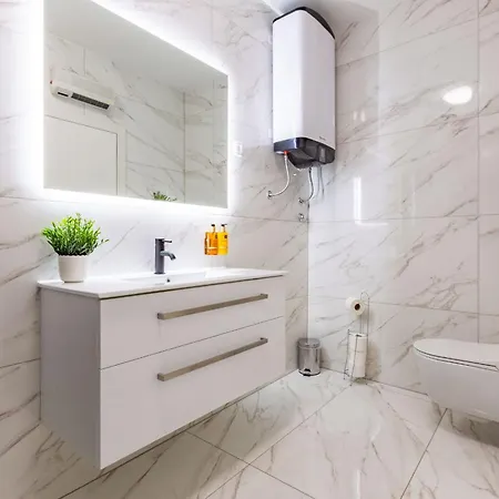 Lpl Luxury דירה *