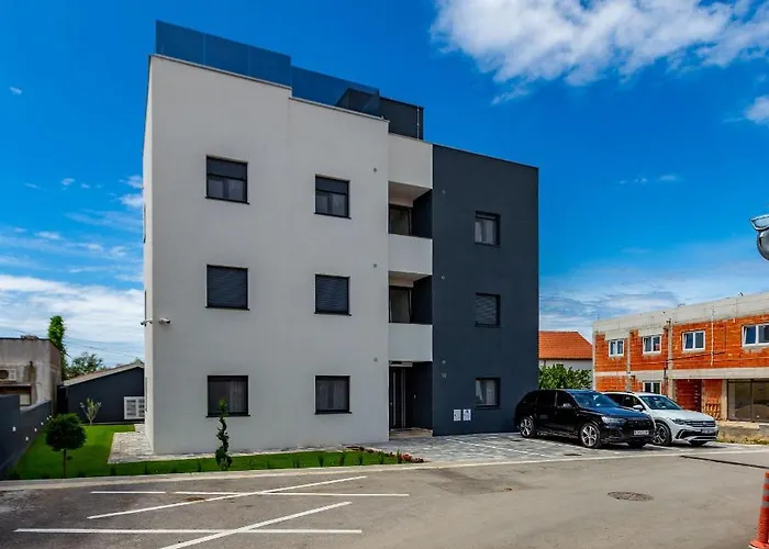 Lpl Luxury Апартаменты