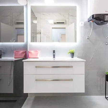 Apartman Lpl Luxury Zára