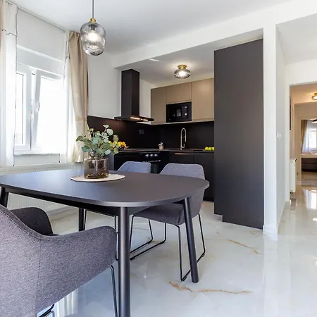 Lpl Luxury Апартаменты