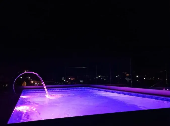 Lpl Luxury Apartmán *